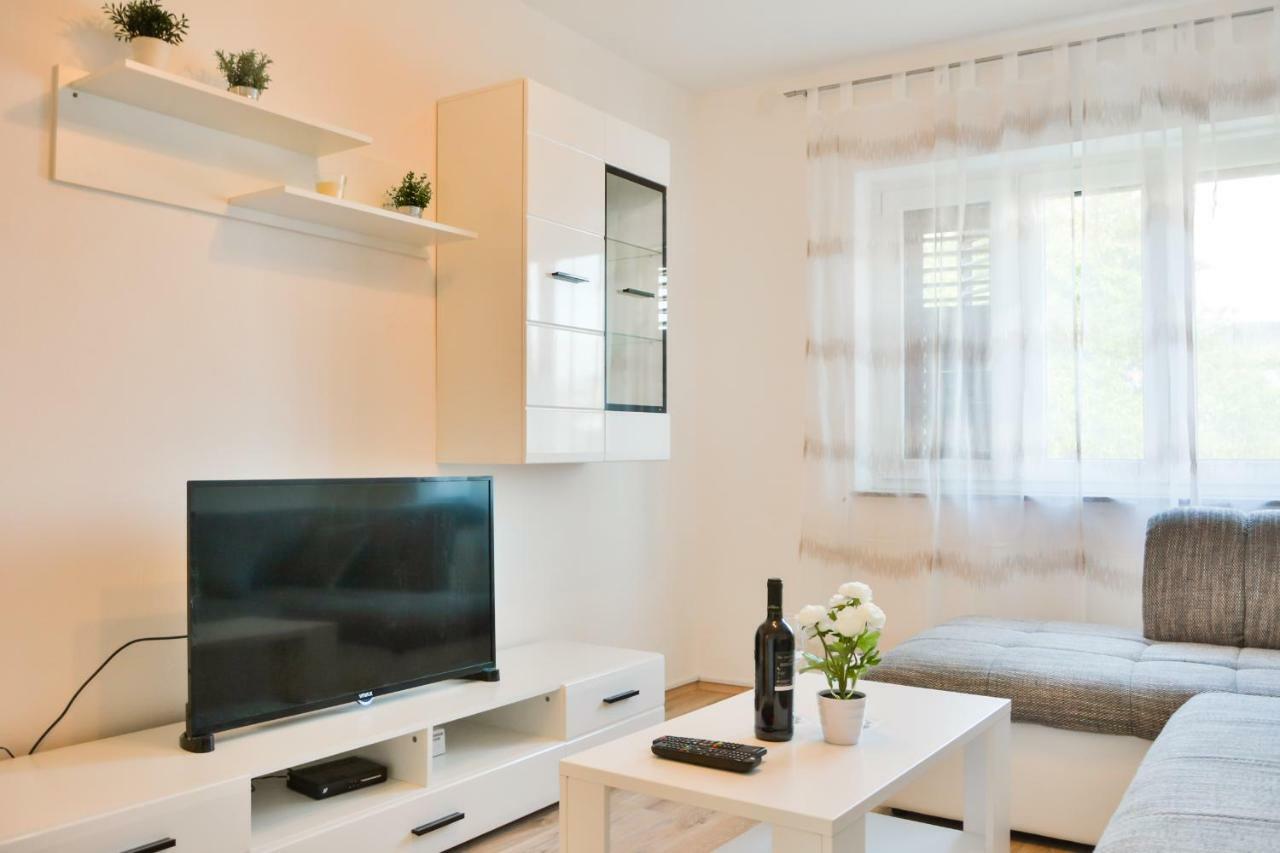 Domo Apartment Senj  Ngoại thất bức ảnh